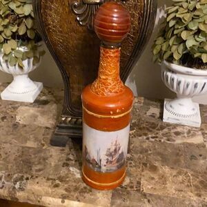 ❤️ Leather Wrapper Wine bottle Decanter!❤️